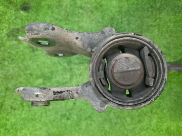 РЫЧАГ НА HONDA CROSSROAD RT3 R20A