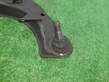 РЫЧАГ НА NISSAN PRIMERA WTP12 QR20DE