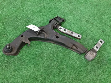 РЫЧАГ НА NISSAN PRIMERA WTP12 QR20DE