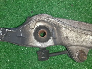 РЫЧАГ НА LEXUS GS250 GRL11 4GR-FSE