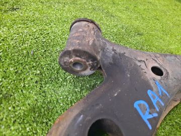 РЫЧАГ НА SUBARU PLEO RA1 EN07