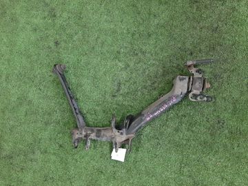 РЫЧАГ НА TOYOTA COROLLA NZE124 1NZ-FE