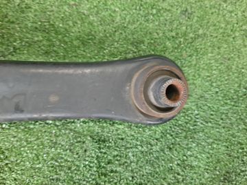 РЫЧАГ НА TOYOTA COROLLA NZE124 1NZ-FE