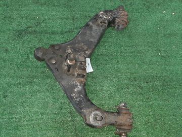 РЫЧАГ НА NISSAN VANETTE SKP2MN L8