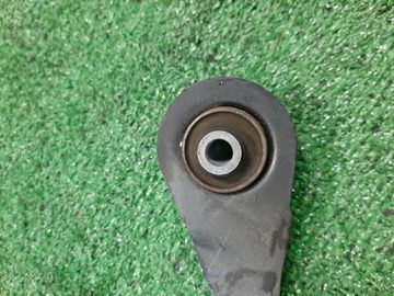 РЫЧАГ НА TOYOTA MARK X GRX120 4GR-FSE