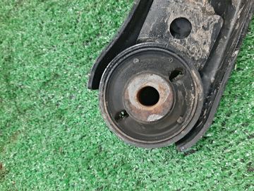 РЫЧАГ НА TOYOTA RUSH J210E 3SZ-VE