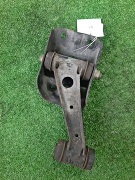 РЫЧАГ НА NISSAN BLUEBIRD QU14 QG18DE