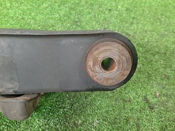 РЫЧАГ НА MAZDA BONGO SK82V F8