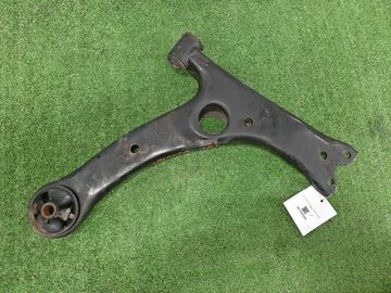 РЫЧАГ НА TOYOTA PRIUS NHW20 1NZ-FXE