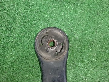 РЫЧАГ НА TOYOTA PRIUS NHW20 1NZ-FXE