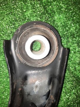 РЫЧАГ НА SUZUKI SWIFT ZC13S K10C