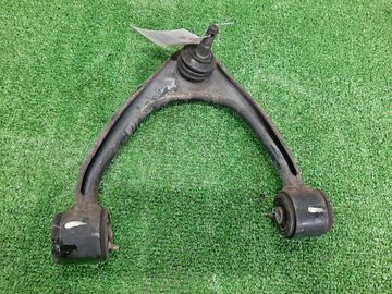 РЫЧАГ НА TOYOTA MARK II GX90 1G-FE