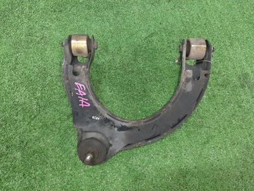 РЫЧАГ НА MITSUBISHI GALANT EA1A 4G93