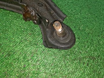 РЫЧАГ НА NISSAN RNESSA N30 SR20DE