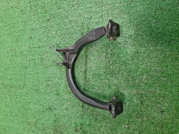 РЫЧАГ НА MITSUBISHI LEGNUM EA3W 4G64