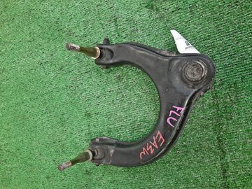 РЫЧАГ НА MITSUBISHI LEGNUM EA3W 4G64