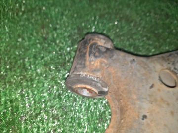 РЫЧАГ НА NISSAN BLUEBIRD SYLPHY QG10 QG18DE