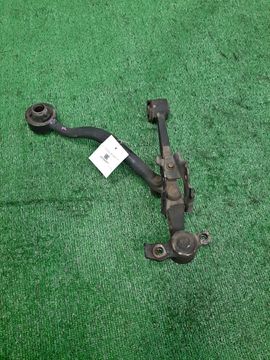 РЫЧАГ НА TOYOTA CROWN GS151 1G-FE