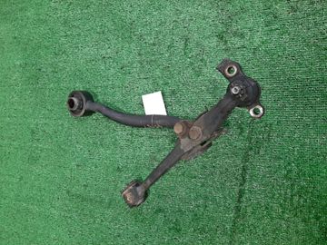 РЫЧАГ НА TOYOTA CROWN GS151 1G-FE