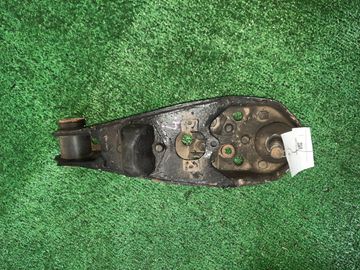 РЫЧАГ НА MAZDA BONGO BRAWNY SD2AT R2