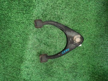 РЫЧАГ НА TOYOTA MARK II GX110 1G-FE