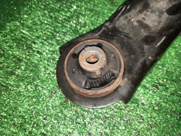 РЫЧАГ НА NISSAN SERENA GFNC27 MR20DD