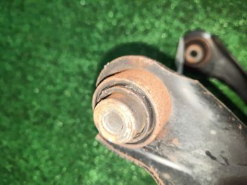 РЫЧАГ НА HONDA ACCORD CH9 H23A