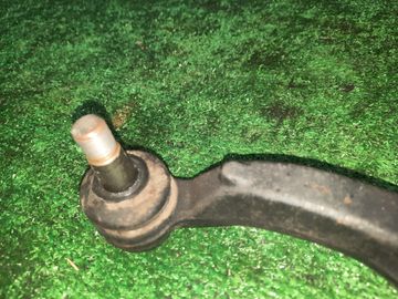 РЫЧАГ НА MITSUBISHI GALANT EA1A 4G93