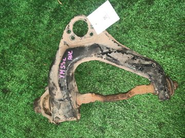 РЫЧАГ НА TOYOTA LITE ACE YM55 2Y