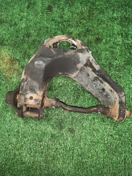 РЫЧАГ НА TOYOTA LITE ACE YM55 2Y