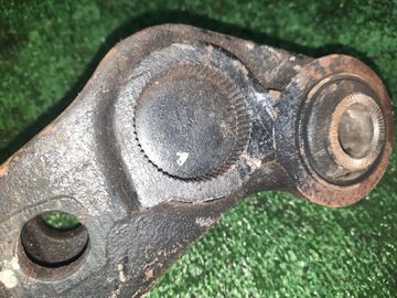 РЫЧАГ НА ISUZU ELF AKR71