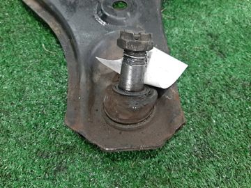 РЫЧАГ НА MAZDA BONGO FRIENDEE SGEW FE