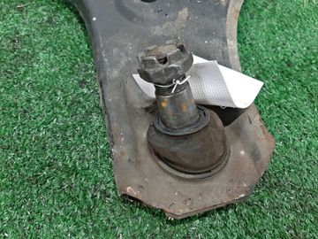 РЫЧАГ НА MAZDA BONGO FRIENDEE SGEW FE