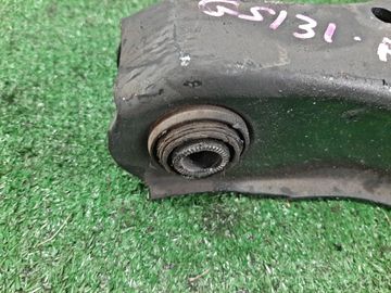 РЫЧАГ НА TOYOTA CROWN GS131 1G-FE