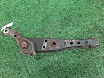 РЫЧАГ НА TOYOTA COMFORT GXS10 1G-GPE