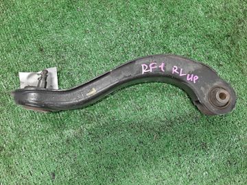 РЫЧАГ НА HONDA STEPWGN RF1 B20B