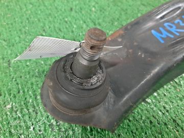 РЫЧАГ НА SUZUKI HUSTLER MR31S R06A