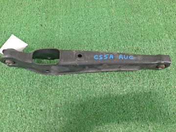 РЫЧАГ НА MITSUBISHI LANCER CEDIA CS5A 4G93
