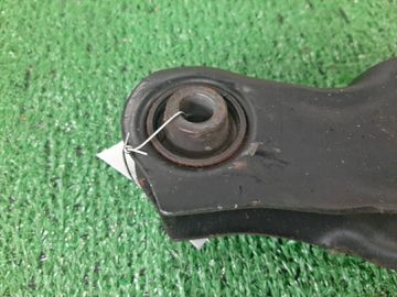 РЫЧАГ НА MITSUBISHI LANCER CEDIA CS5A 4G93