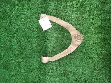 РЫЧАГ НА NISSAN SKYLINE HV37 VQ35HR