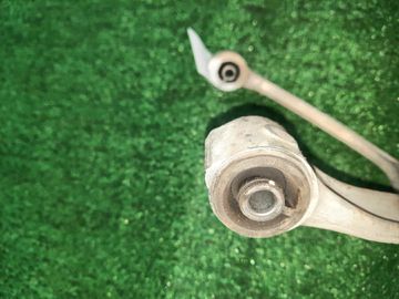 РЫЧАГ НА NISSAN SKYLINE HV37 VQ35HR