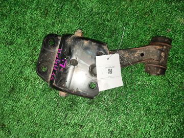 РЫЧАГ НА NISSAN PRIMERA WHNP11 SR20DE