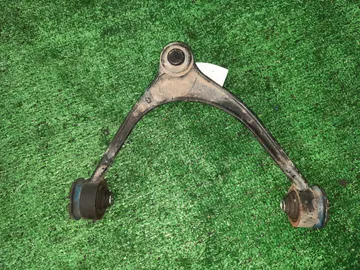 РЫЧАГ НА TOYOTA CROWN MAJESTA UZS171 1UZ-FE