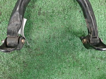 РЫЧАГ НА MITSUBISHI GALANT EA7A 4G94