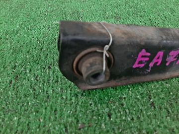 РЫЧАГ НА MITSUBISHI GALANT EA7A 4G94