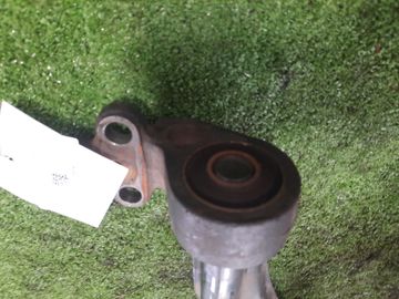 РЫЧАГ НА NISSAN BLUEBIRD SYLPHY G10 QG18DE