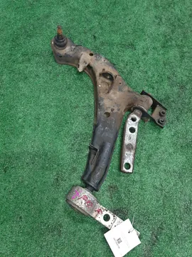 РЫЧАГ НА NISSAN PRIMERA TP12 QR20DE