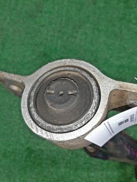 РЫЧАГ НА NISSAN CEFIRO A33 VQ20DE