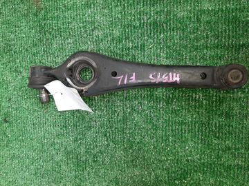 РЫЧАГ НА SUZUKI SWIFT HT51S M13A