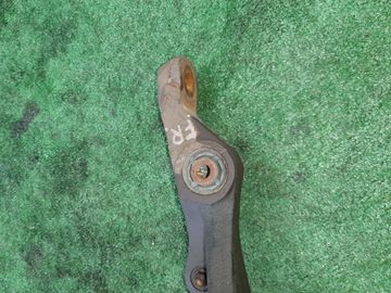 РЫЧАГ НА HONDA LEGEND KA9 C35A